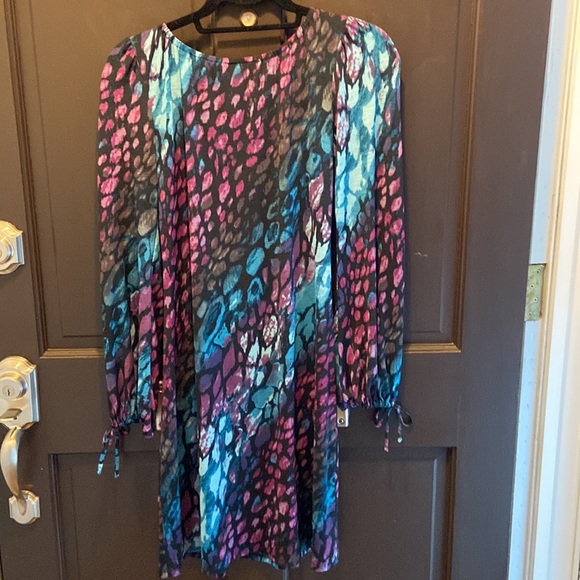 Super Cool Peasant Style Dress - Picture 5 of 6